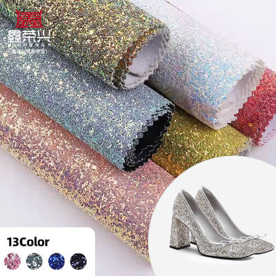 Elastische PU Glanz glänzende Chunky Hexagon Glitter Stoff Synthetisches Leder für Schuhe Taschen Bogen Handwerk Hut Falsches Leder Stoff