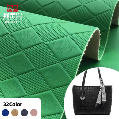 Diamant Quadratkornmuster PVC-Leder 34 Farben mit 1000 Yards MOQ und 100000 Metern Produktionskapazität