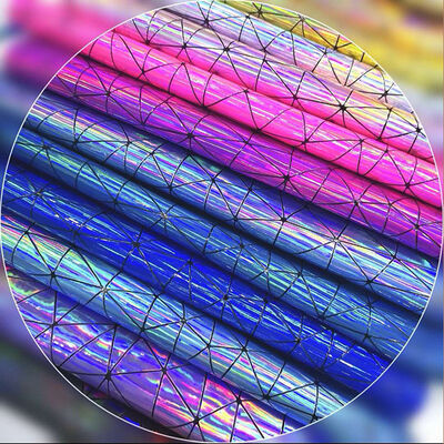 Spezielle Prägung PU Laser Spiegel Triangulation Synthetisches Leder wasserdichtes Gewebe Handwerk Auskleidung Möbel Außensofa