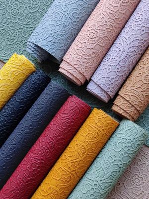 Retro Rose Spitze Embossed PVC Leder Bürste Boden für Handtasche Verpackung Box Dekorativ Stoff Placemat Falsches Leder