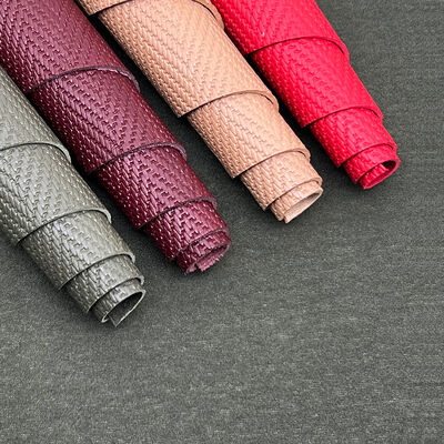 1,8 mm dicke PVC-Gewebe-Kunstleder für Taschen, Tischmatten, Schuhe, Sofadekor, Gürtelmaterialien, geprägt, dehnbar für Bastelarbeiten