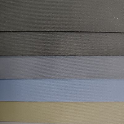 Vielseitige Verpackungen. Lederprodukte zum Verpacken von Automobilpolstern, Schuhen, Handtaschen, Möbeln und Bekleidungsbedarf